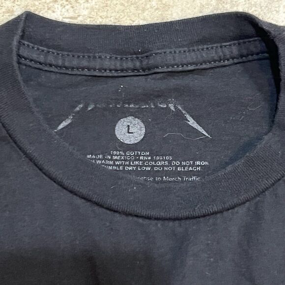 2023 METALLICA Pushead Skull & Flowers T-Shirt Black Size L Reprint - Picture 3 of 4